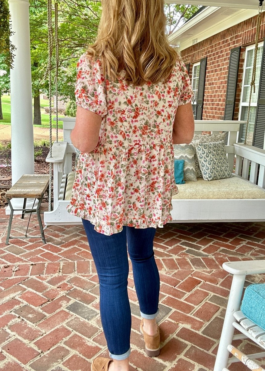 Eyes Closed Floral Top - Ivory - Jimberly's Boutique - Olive Branch - Mississippi