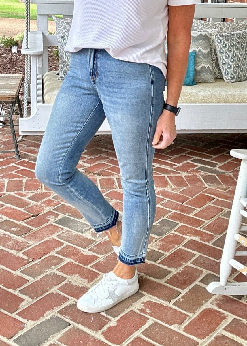 Judy Blue | Mid Rise | Rigid Magic | Boyfriend Denim - Judy Blue Jeans - Jimberly's Boutique - Olive Branch - Mississippi