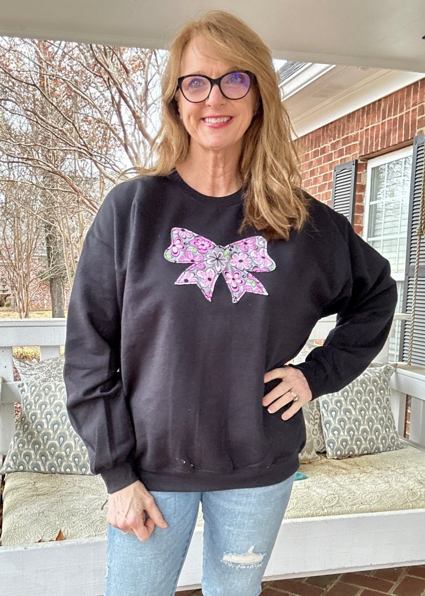 Large Raggy Applique' Bow Sweatshirt - Black w/Groovy Pink - Jimberly's Boutique - Olive Branch - Mississippi